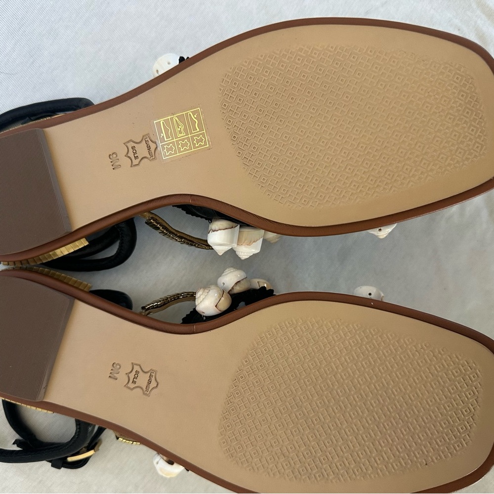 New Tory Burch Black and Gold Sinclair seashell Women's Sandals 9 with box - Picture 10 of 16